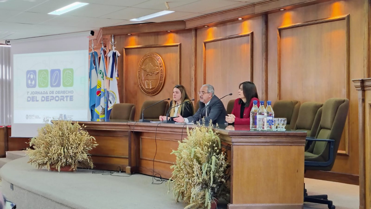 imagen La Facultad impulsó un espacio de análisis sobre Derecho y deporte