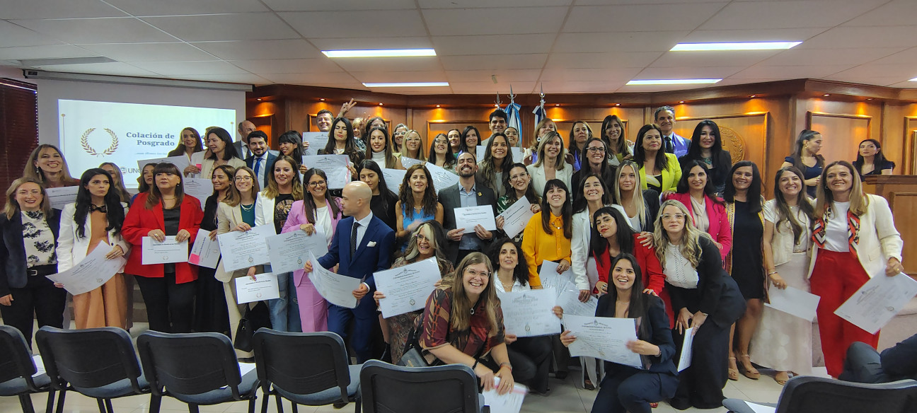 imagen La Facultad de Derecho celebró la Colación de Posgrado 2024