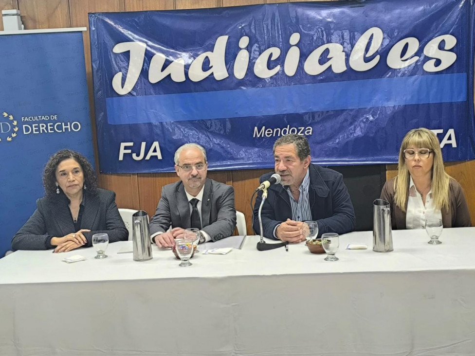 imagen La FD y el Gremio Judicial afianzan vínculos de cooperación institucional