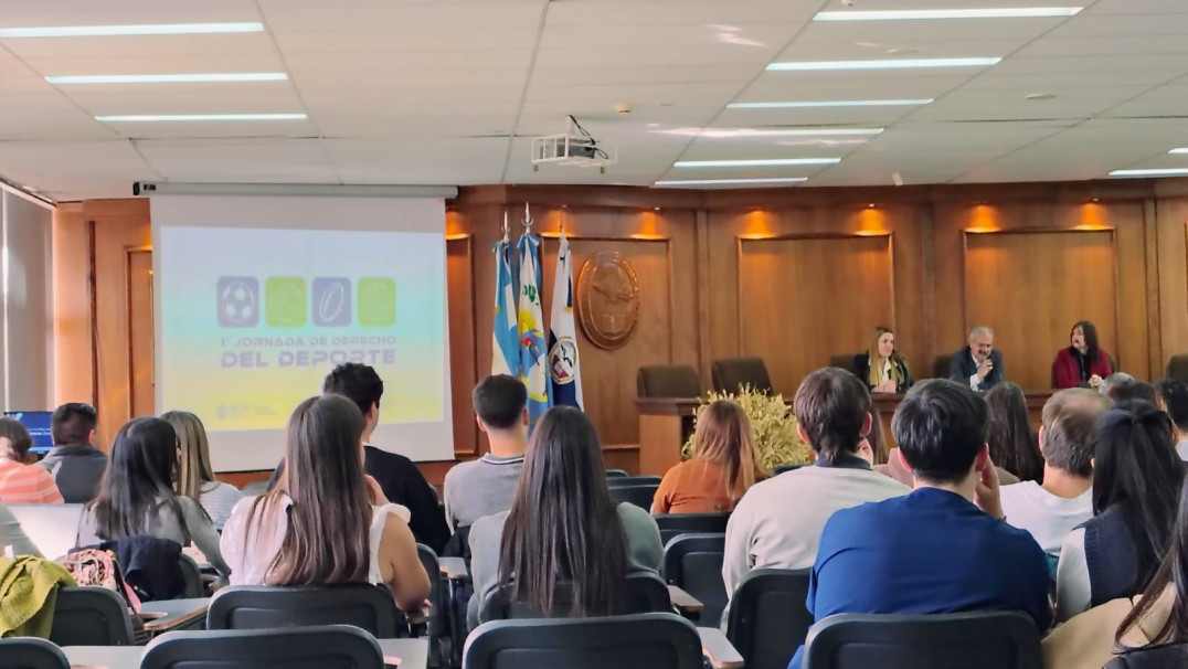 imagen La Facultad impulsó un espacio de análisis sobre Derecho y deporte