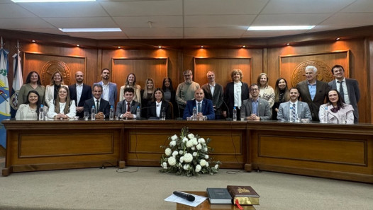 imagen Jura y asunción del Equipo de Gestión y Consejo Directivo de la Facultad de Derecho 2026-2030