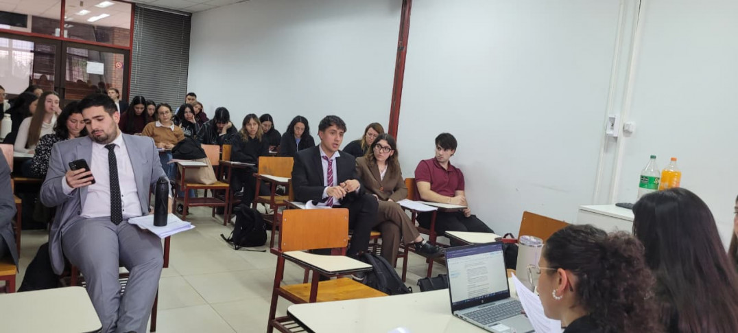 imagen Estudiantes de Abogacía recrearon las distintas etapas de un proceso judicial