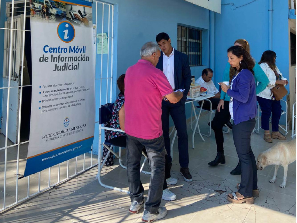 imagen El Móvil Judicial llega a la Facultad de Derecho