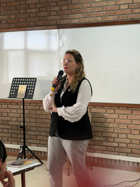 imagen Una Constitución para mirar hacia atrás y también hacia adelante