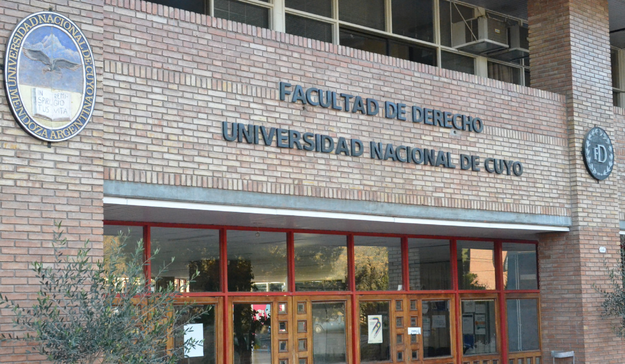 imagen Concurso Especial para Docentes Interinos de la Facultad de Derecho